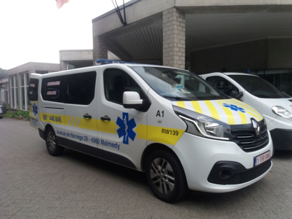 Ambulances privées belges 20180910
