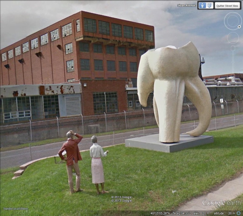 STREET VIEW : objets, animaux et autres en version géante - Page 3 Molair10
