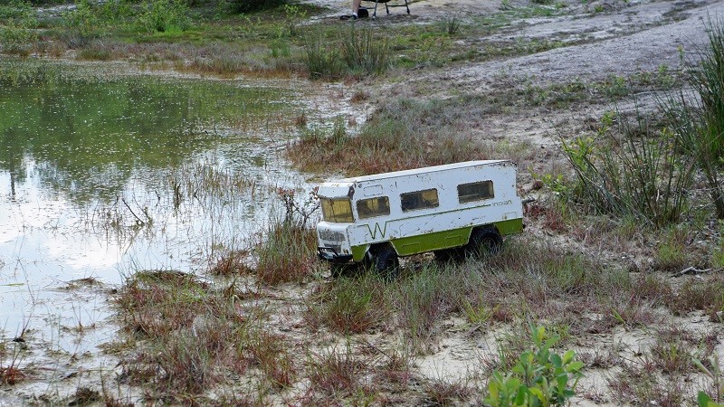 camping car winnebago au 1/12 - Page 5 Dsc04811
