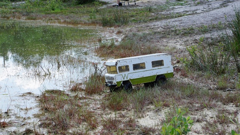 camping car winnebago  au 1/12 - Page 5 Dsc04811