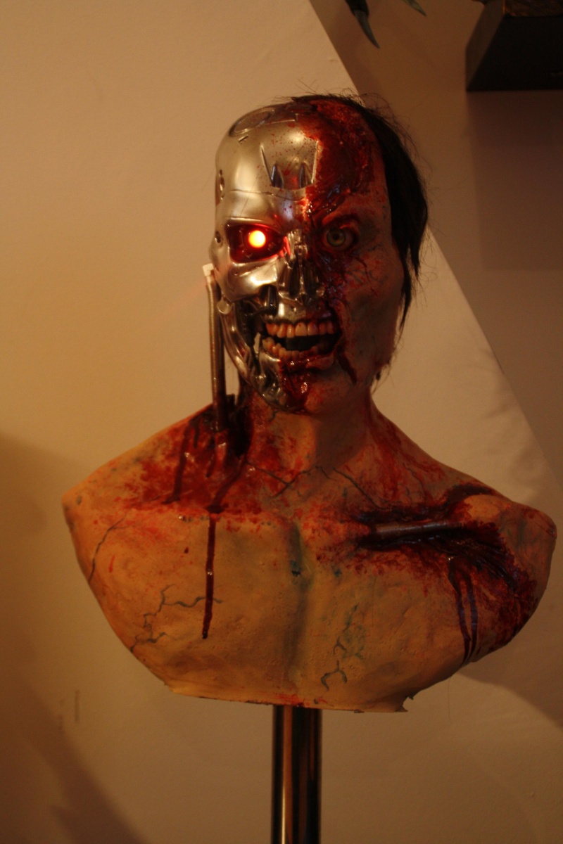 mon buste terminator version gore Img_6215