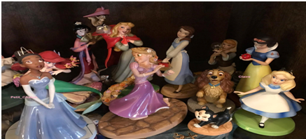 Les poupées classiques du Disney Store et des Parcs - Page 4 Banniy10