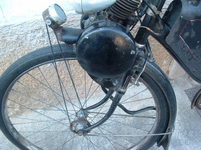 Equipements pour vélos anciens phare et compteur 30276510