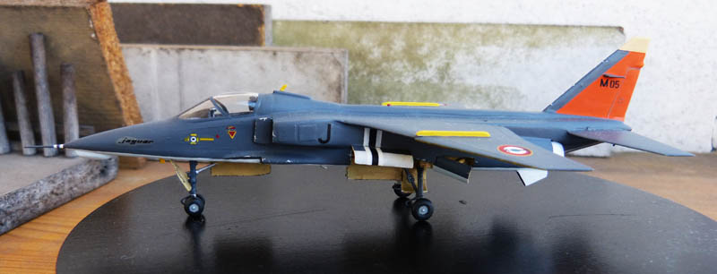 SEPECAT JAGUAR MARINE 1/100ème Réf CADET 018 Jaguar15