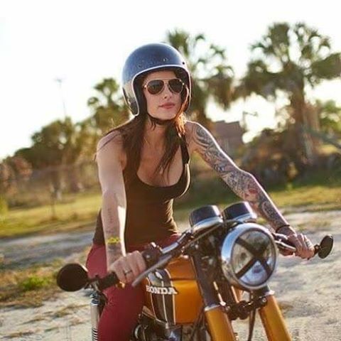 Babes & Bikes - Page 16 17362811