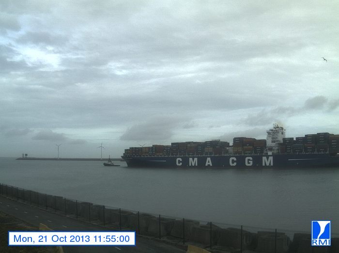 Photos en direct du port de Zeebrugge (webcam) - Page 60 Zeebru11