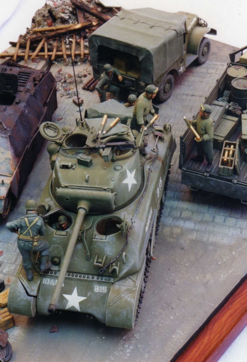 Sherman M4A1 Italeri - GMC CCKW 353 Heller - Dodge M6 Italeri - Jagdpanzer IV L/70 Italeri tout au 1/35e Allema14