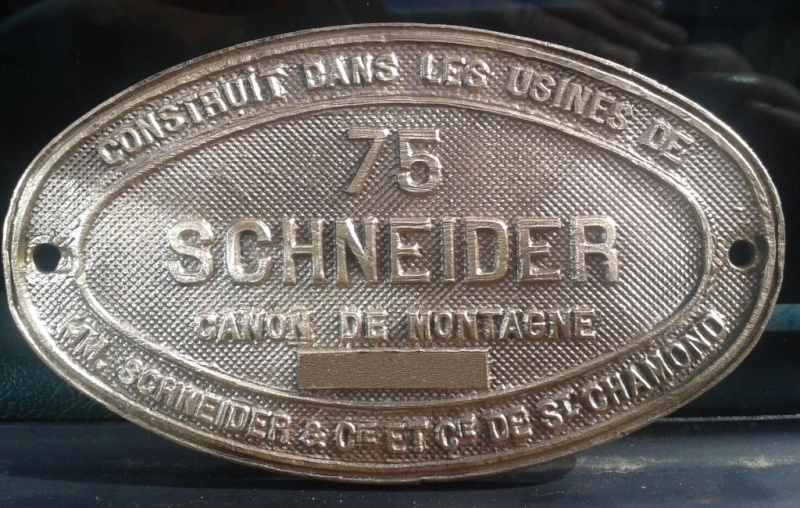 Plaque ovale marquée "Schneider à St Chamond" Plaque10