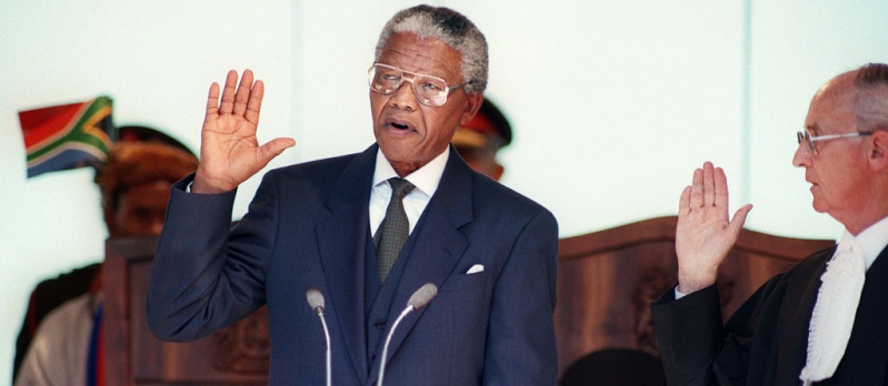 Nelson Mandela,l'ancien président sud-africain,est mort Mandel22