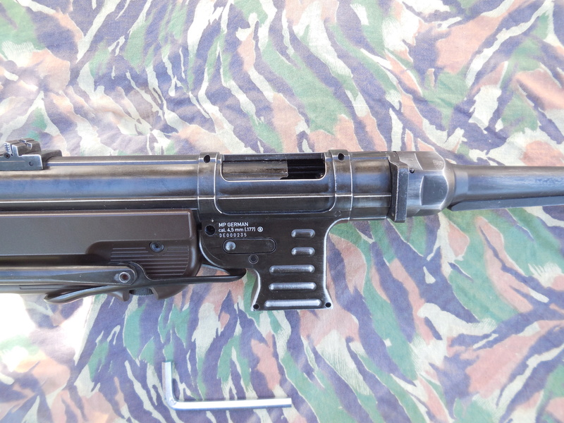 Review de la MP40 légend (maschinenpistol) arrivée ce matin Dscn2621