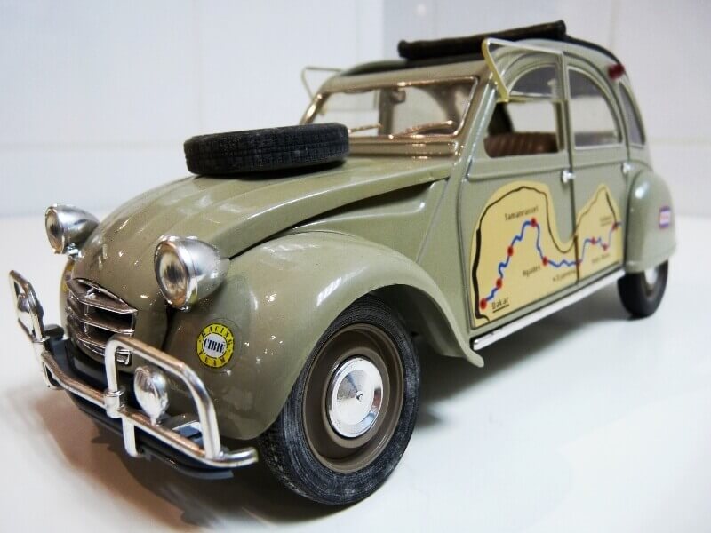 Citroën 2 chevaux Raid - 1966 - Solido 1/17 ème Citr_115