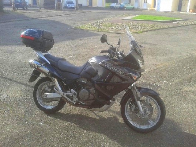 Honda 1000 Varadero noire de 2007 Vara_b10