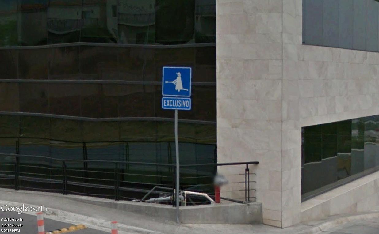 STREET VIEW : les panneaux routiers - Page 5 Exclus10