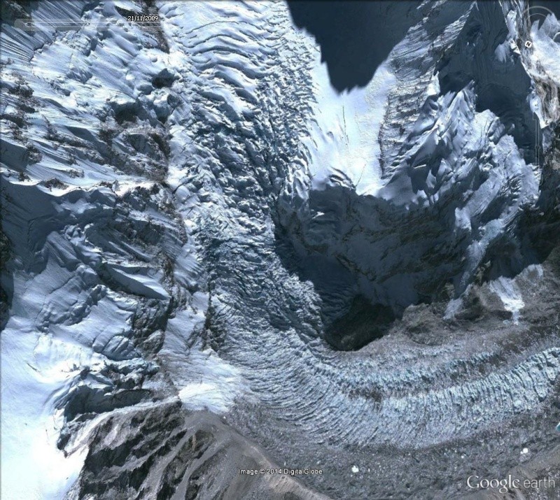 L'ascension de l'Everest Ge_khu12
