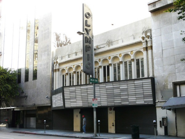 Los Angeles : le destin des anciens théâtres et cinémas de Broadway - Page 2 Olympi11