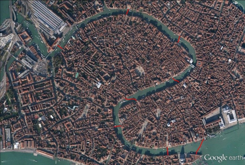 VENISE : le Traghetto, une manière originale de traverser le Grand Canal Traghe10