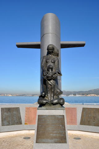 Souvenez vous : 1970 - 57 sous -mariniers périssent au large de Toulon Septem14