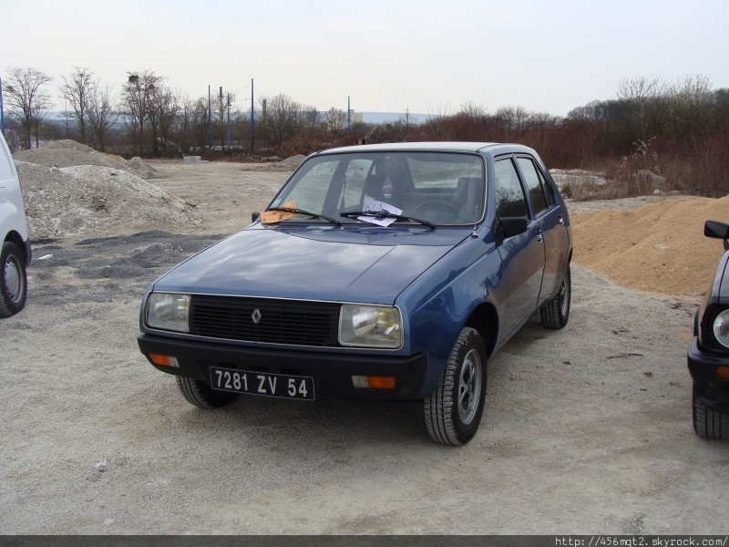 [Fast-Subaru71] Kayle driving a Renault 14 (HEDGEHOGZ) 95ffhc10