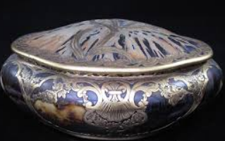Vase Art Nouveau : Porcelaine et cuivre Captur14