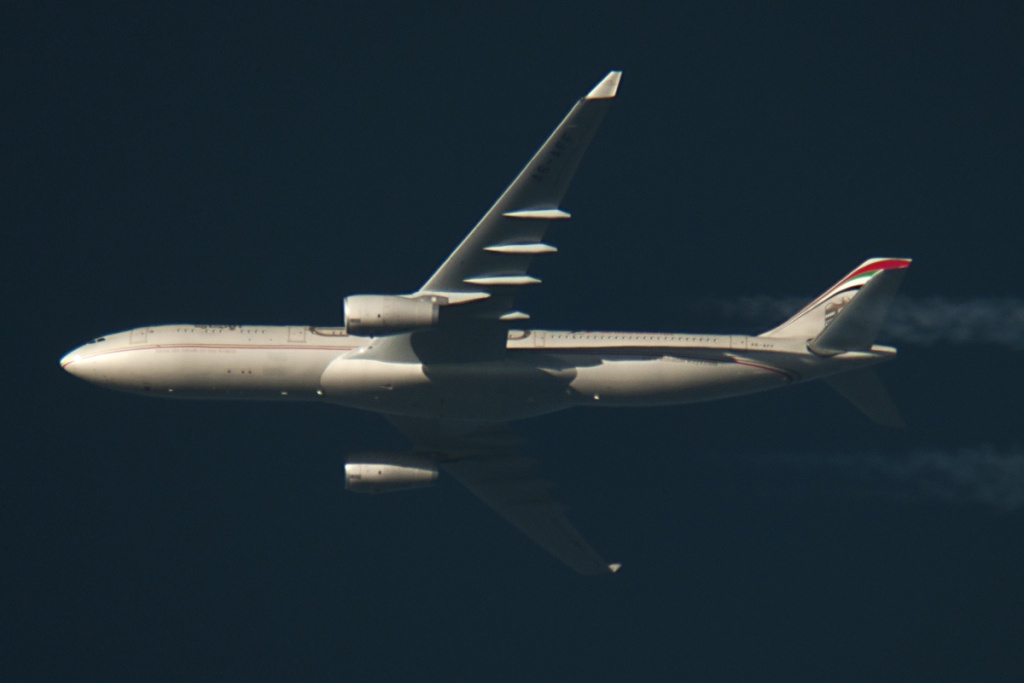 Oradea - aeronave in zbor - Pagina 29 A6-aff11