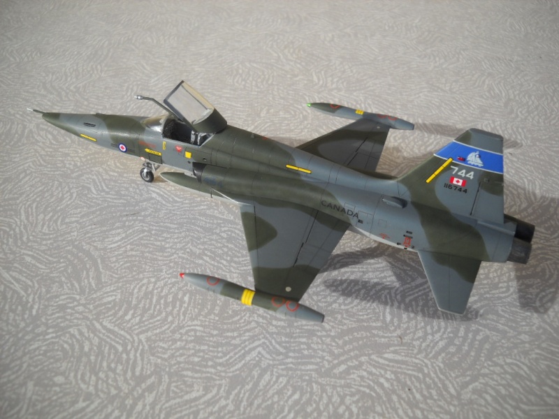 Canadair CRF-5A Freedom Fighter, Esci, 1/72. Dscn3638