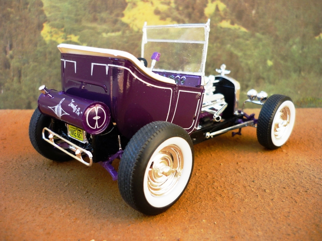 FORD T-BUCKET 1923 Ed ROTH Ford_t16