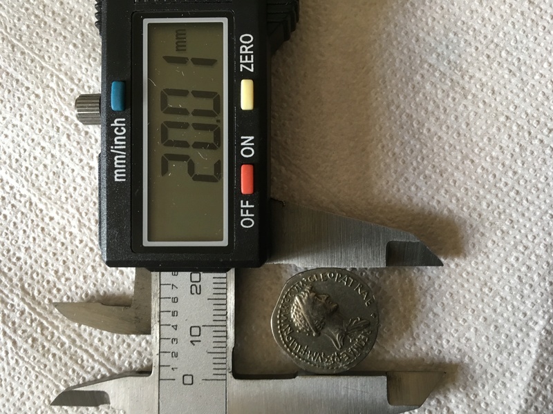 Identification monnaies romaines Img_0236
