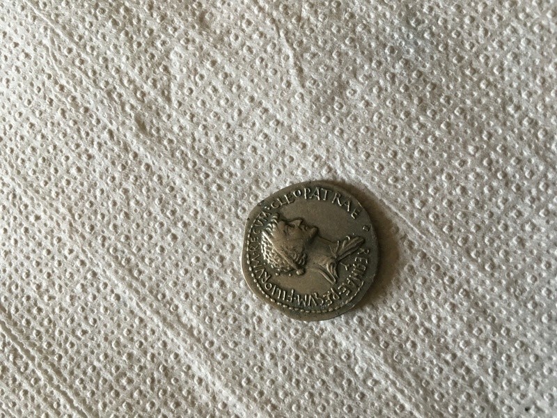 Identification monnaies romaines Img_0238
