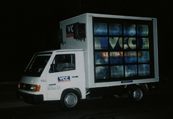 Videowall en camioneta de VCC - Decada del 90 Vcc12
