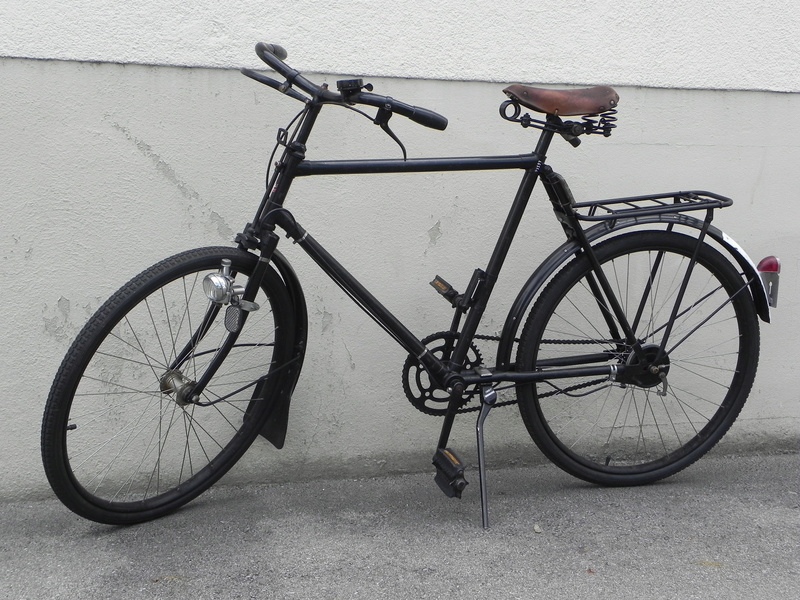 Les vélos militaires suisses Dscn7021