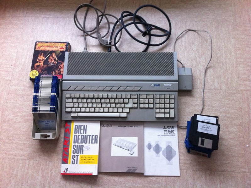 [VDS] Atari 520STF complet (boite, notice, câbles, souris, jeux...) Atari110