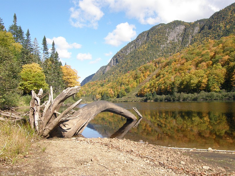 L'automne dans la vallée de la Jacques-Cartier. Vallae12