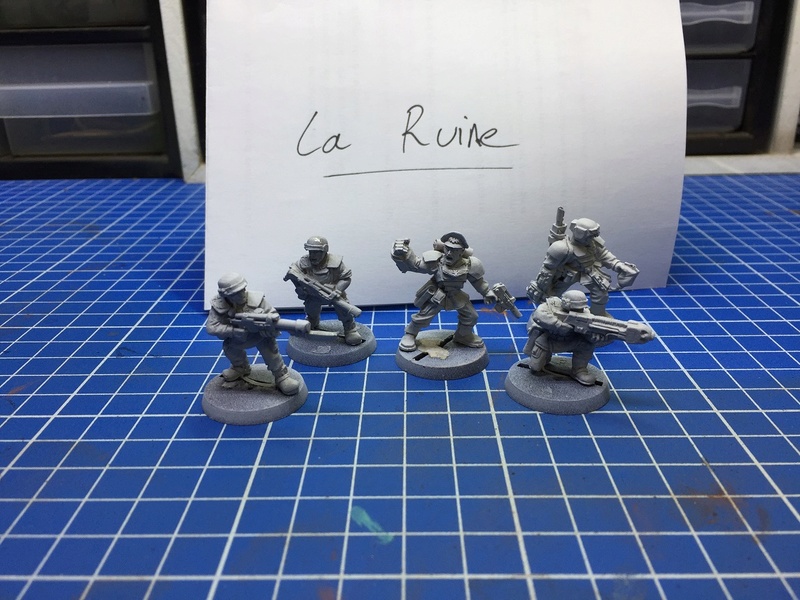 [Fini][Creed/AM] Compagny Command Squad (115pts) Img_3224