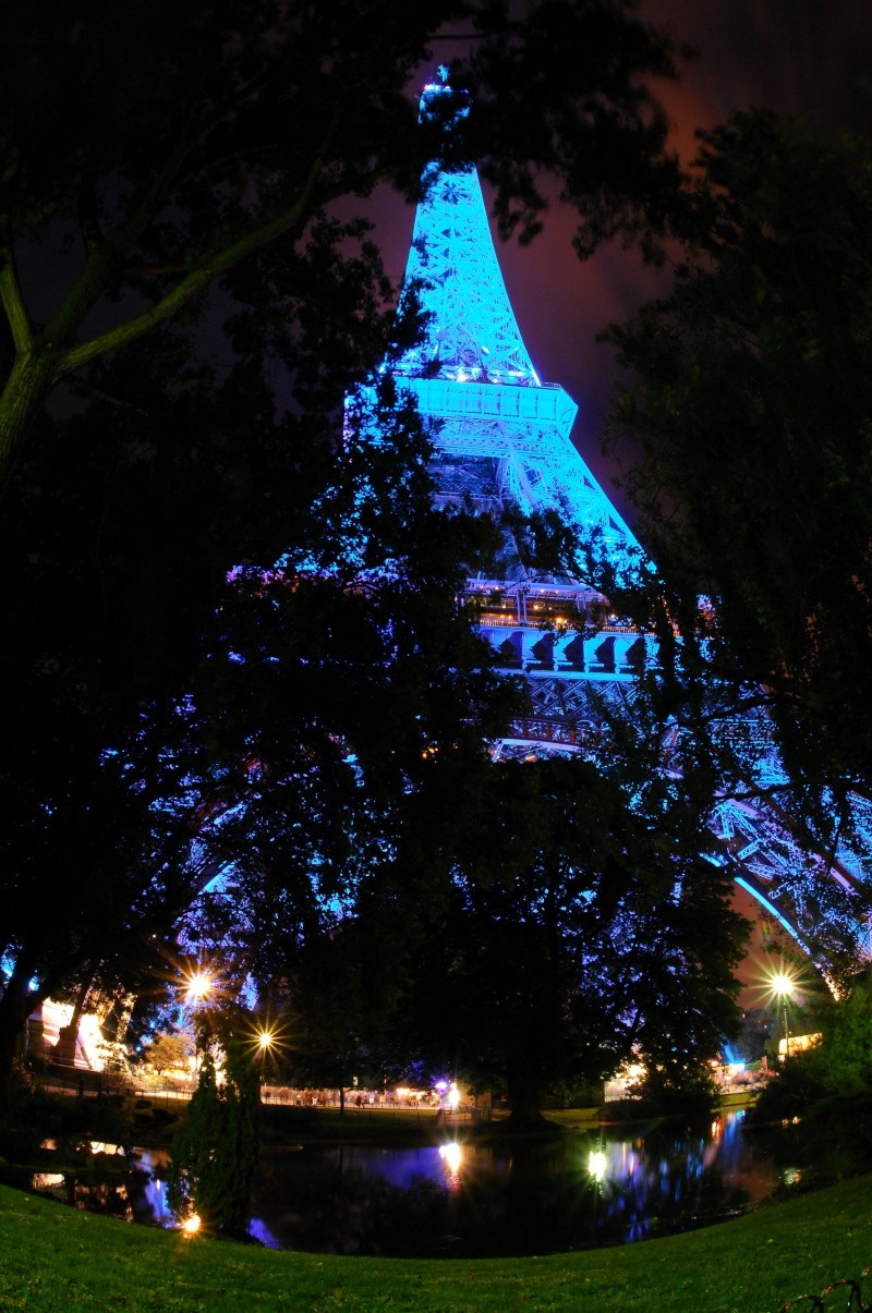 La tour Eiffel bleue, Paris 2008 Dsc_0113