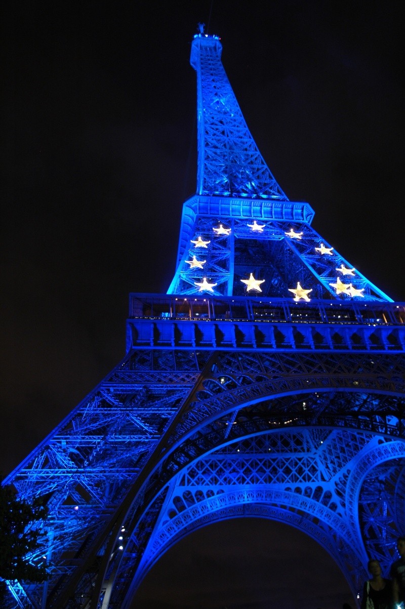 La tour Eiffel bleue, Paris 2008 Dsc_0917