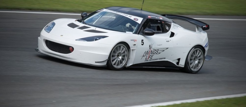 Una Lotus Evora GT4 nel Campionato GT4 Series  A_lotu16