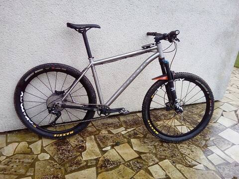 Kona explosif titanium hotsell