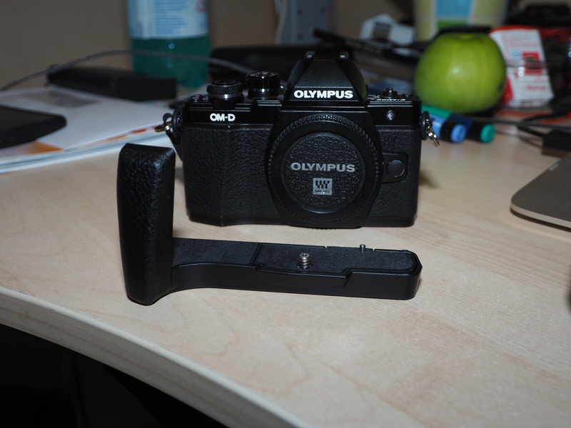 Olympus E-M10 II + Grip (N'EST PLUS A VENDRE) P2050011