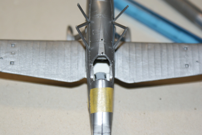  Curtiss F11C-2 Goshawk FINI Dsc03512