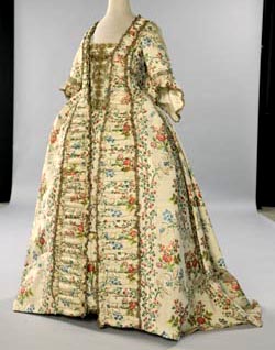 Marie-Antoinette, muse de la mode  18_210