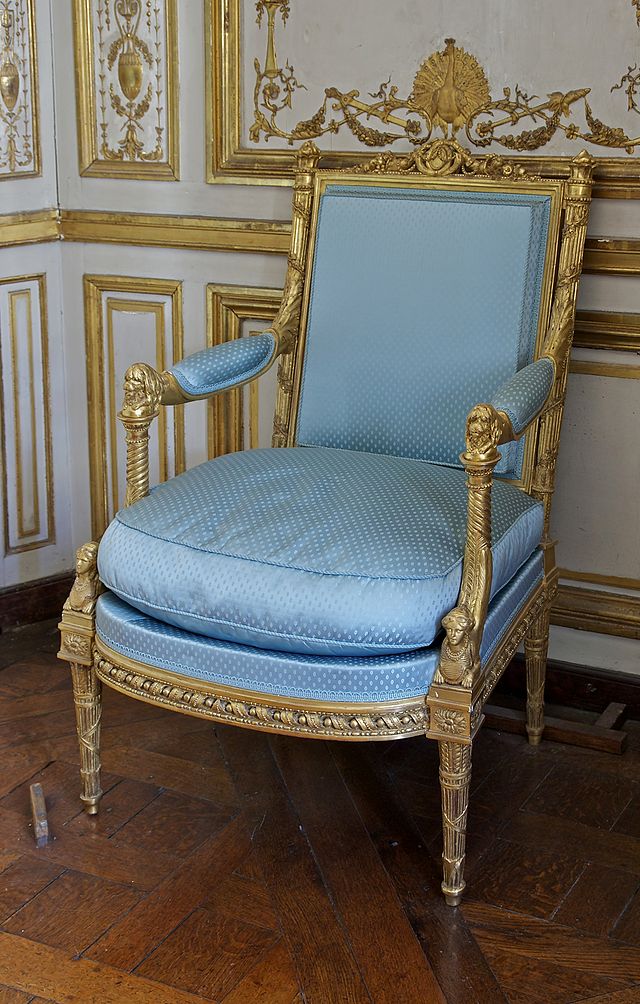 Ebénistes et menuisiers, l'art du meuble au XVIIIe siècle 	 640px-10
