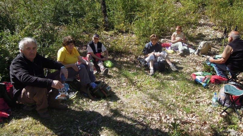 Photos de la randonnée plus calme de Jean-Marie à Buoux le 13 avril 2017 2310