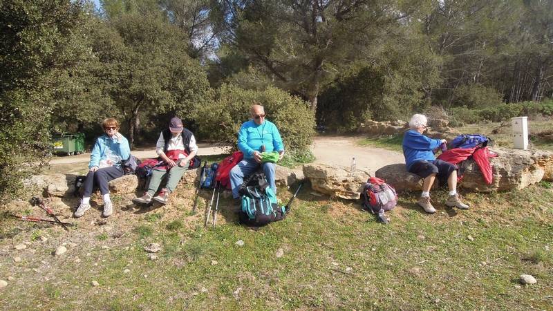 Randonnée plus calme de JM à Cornillon-Confoux le 16 février 2017 Dscn6443