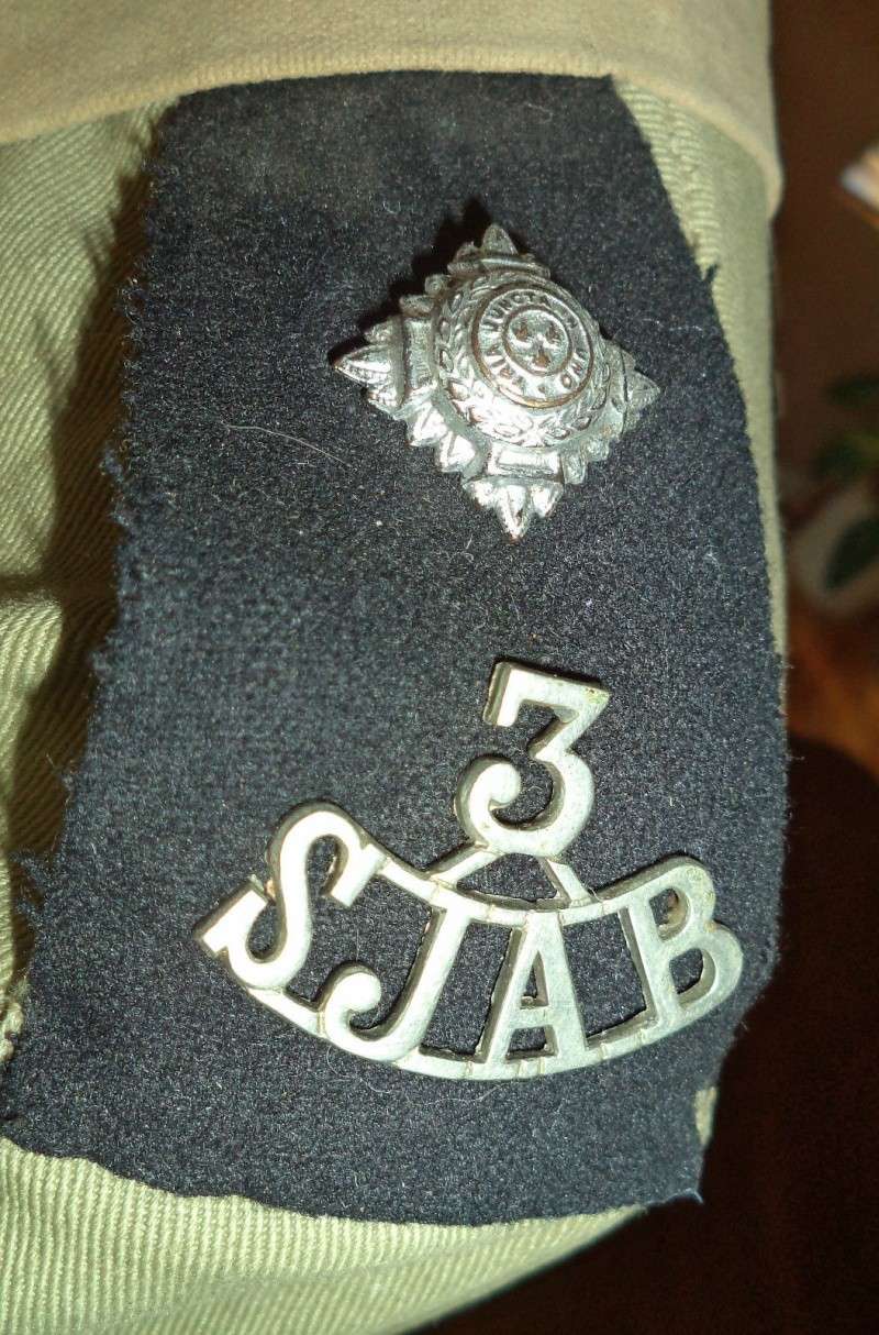 WW2 , Canadian St-John ambulance brigade 1941 museum piece. Kgrhqf11