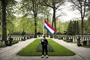 "4 mei alleen voor slachtoffers WO II" 03_ind10