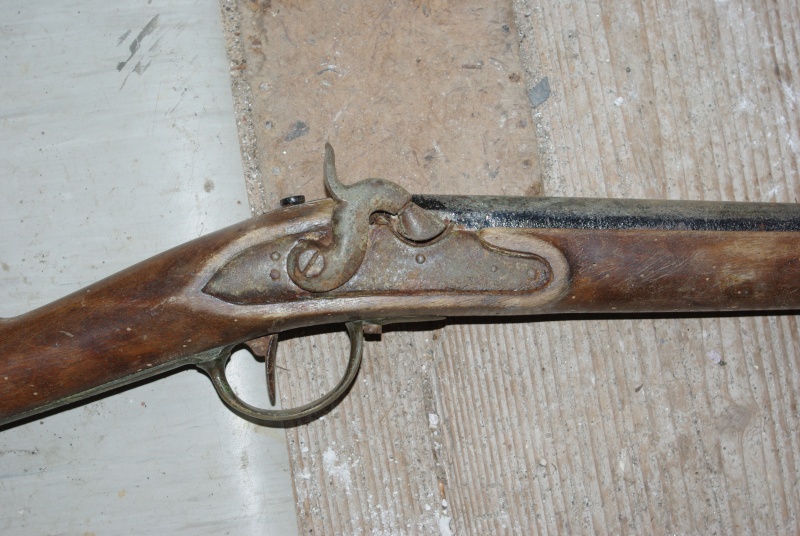 Fusil ancien à identifier n°1 Imgp9335