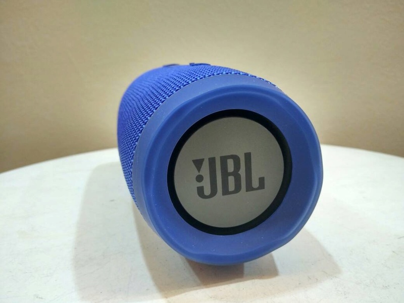 JBL Charge 3 Portable Bluetooth Speaker 0610