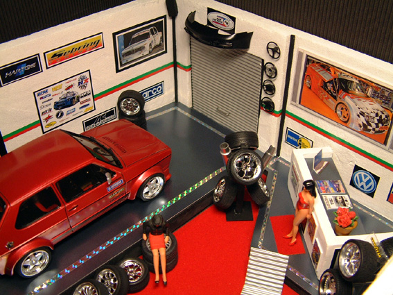 SHOWROOM DIORAMA 1/24 3514