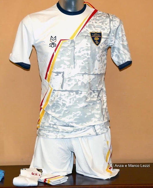 NUOVE MAGLIE LECCE STAGIONE 2018/2019 B10