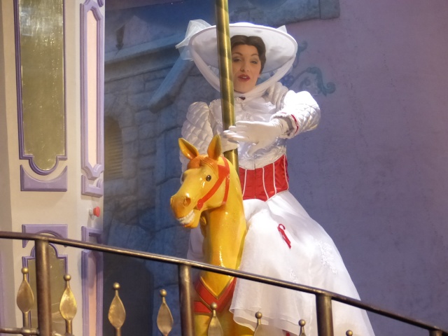 TR séjour magique & topissime à Disneyland Paris - Sequoia Lodge (GFC) - du 17/12/13 au 20/12/13 [Saison 3 Terminée - Épisode 11 – Épisode final !  posté le 25/11/2014 !] - Page 7 P1000713
